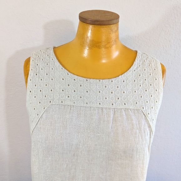 Piazza Del Tiempo Beige Linen with Eyelet Trim Italian Dress / Medium - Picture 4 of 8